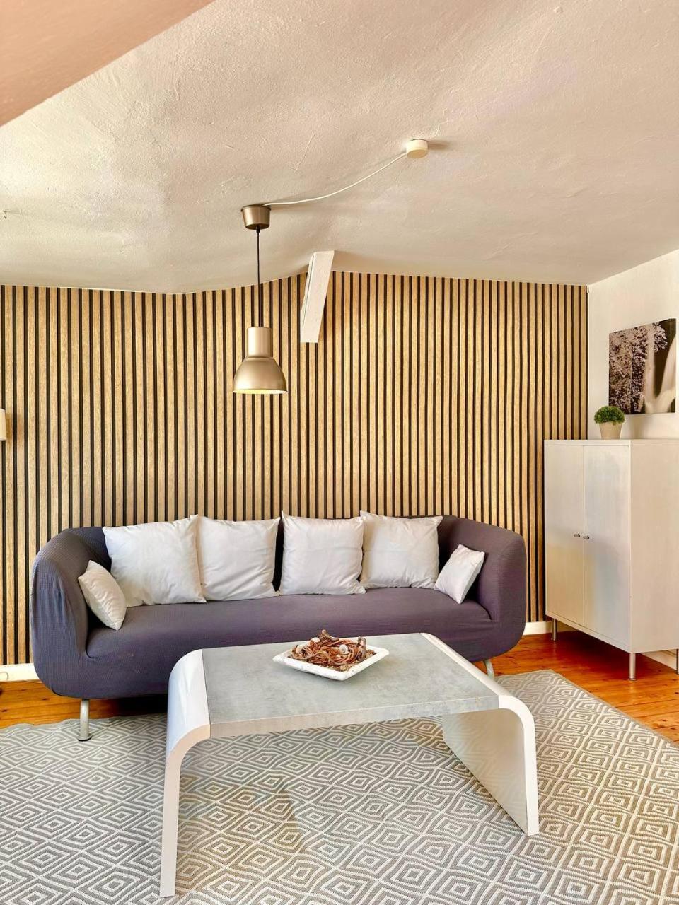 Schoenes City-Apartment Mit 2 Schlafzimmer, Parkplatz, Ruhig Und Hell, D46-Dg Oldenburg Esterno foto