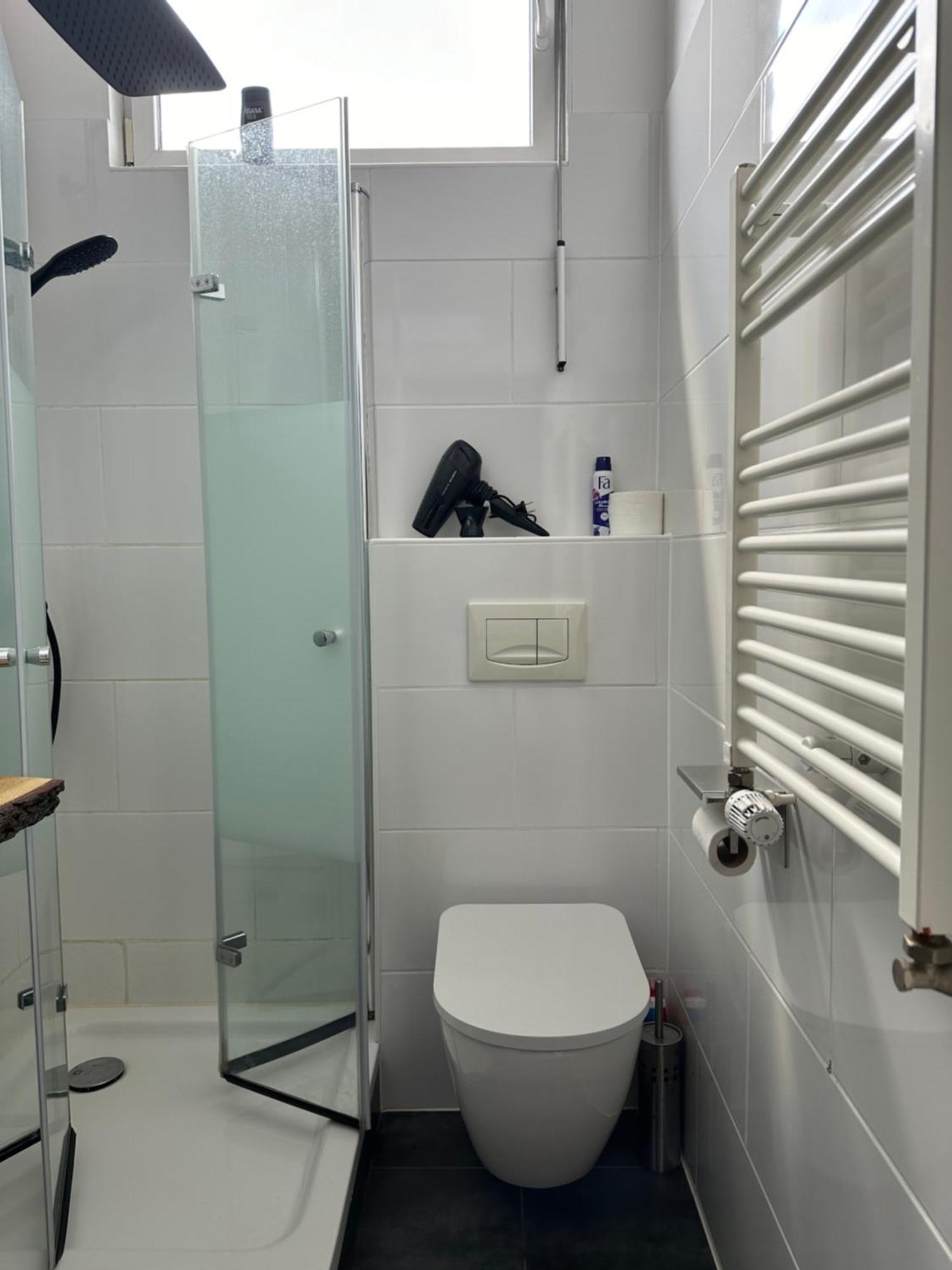 Schoenes City-Apartment Mit 2 Schlafzimmer, Parkplatz, Ruhig Und Hell, D46-Dg Oldenburg Esterno foto